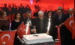 102 yaşındaki Ali amca bayramını protokolde kutladı