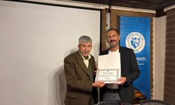 ‘Yapay Zeka Gölgesinde Gelecek Tasavvuru’