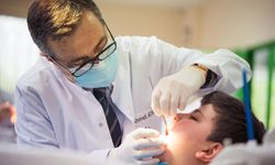 “Diş Hekimliği Bilgi Beceri Sabır Ve Emeğin İç İçe Geçtiği Bir Sanattır”