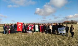 "Güneş Ufuktan Şimdi Doğar"