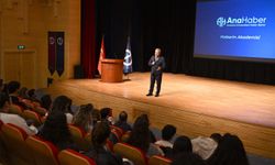 AnaHaber “Haber Akademisi Eğitimleri” Rektör Adıgüzel’in katılımıyla başladı