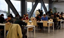 Anadol Üniversitesi'nden 2600 Öğrenciye Ücretsiz Yemek Bursu