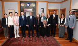 Şanghay Açık Üniversitesi heyetinden Anadolu Üniversitesi’ne ziyaret