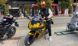 İron-Man kaskı ile dolaşan motosikletli dikkat çekiyor