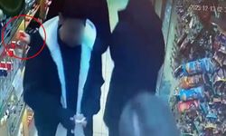 Marketten alkollü içecek çalan şahıs kameraya yakalandı
