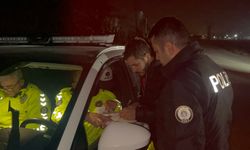 Alkolden 2 kez ehliyetini kaptıran sürücü kazada 3’üncü kez yakalandı