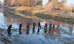 Eskişehir'de 4 gündür kayıp öğretmen için suda arama çalışmaları