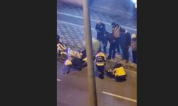 Seyir halindeyken motosikletten düşen kurye yaralandı