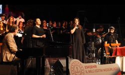 Eskişehir Atatürk Güzel Sanatlar Lisesi Öğrencileri Ayakta Alkışlandı