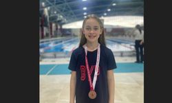 Bilecikli yüzücülerden Eskişehir'de derece