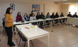 Gençlere Çeşitli Konularda Atölyeler Düzenlendi