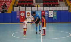 9. Geleneksel Mini Minikler Futsal Şenliği Başladı