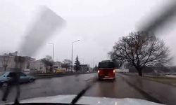 Yağış sonrası çevre yolu 'göle' döndü