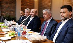 AK Parti Eskişehir İl Başkanı Albayrak’tan Demirspor’a moral yemeği