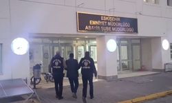 Farklı suçlardan 52 yıl hapisle aranan 3 şahıs yakalandı