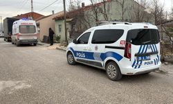 Arkadaşlarıyla alkol aldıktan rahatsızlandı evinde hayatını kaybetti