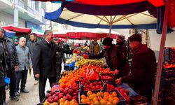 Vali Dr. Erdinç Yılmaz pazarcı esnafıyla buluştu