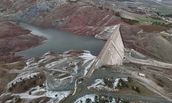 3 yıl önce açılan barajdaki su bitme noktasına geldi