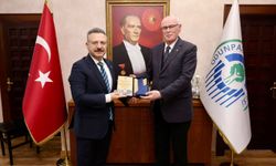 Vali Aksoy’dan Başkan Kurt’a Veda Ziyareti