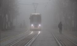 Eskişehirliler pazar sabahına sisle uyandı