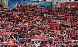 Eskişehirspor’dan Altay taraftarına plaka jesti