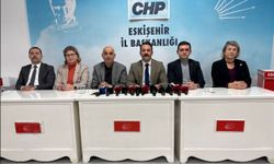 Hatipoğlu Seçimde 70 Bin Fark Atarak mı Büyükerşen'e Siyaseti Bıraktırmış?