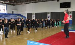 Odunpazarı’nda 8 Mart’a Özel “Kadın Yüce Değerdir” Dans Ve Spor Gösterisi