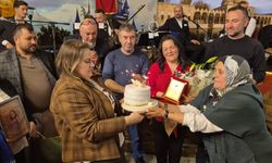 Ayşegül Bozbaş'a 'Yılın En Başarılı Hizmet Ödülü'