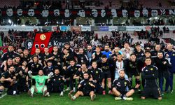 ES ES Zorlu Ayvalıkgücü Engelini 2 Golle Geçti