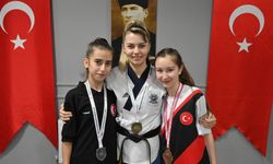 Namağlup taekwondocu 20’nci öğrencileri de ilk şampiyonluğunu kazandı