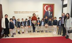 Minik Öğrencilerden Başkan Ünlüce’ye Anlamlı Ziyaret