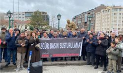 Gazetecilerden Alican Uludağ’a Özgürlük Çağrısı