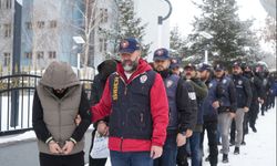 Yasal araç kiralama web sitesi kurarak vatandaşları dolandırdılar