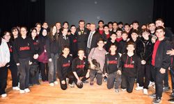 SOLOTÜRK Buluşması Öğretmen Akademilerinde İlham Verdi