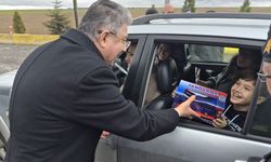 Vali Yılmaz görev başındaki polis ve jandarma ile bayramlaştı