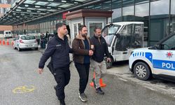 Otobüs durağında uyuşturucu kullanan şüpheli polisten kaçamadı