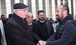 Başkan Kurt Emek Mahallesi’nde Hemşehrileriyle İftar Sofrasında Buluştu