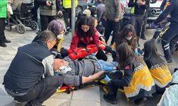 Kazada savrulan otomobil yayaların arasına daldı: 5 yaralı