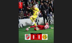 ES ES İzmir'den 1 Puanla Döndü