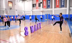 Tepebaşı’nda Kadınlar Dans Ve Spor Etkinliğinde Keyifli Anlar Yaşadı