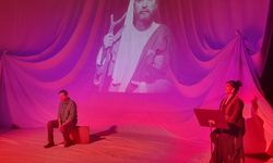 Tiyatro Anadolu Düzce’de “Aşk Neyledi Yunus” ile sahne aldı