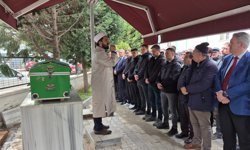 Kaymakamın yaralandığı kazada vefat eden araç sürücüsü toprağa verildi