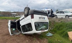 Eskişehir'de savrulan araç takla attı: 2 yaralı