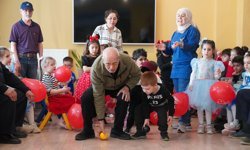 Tepebaşı’nda Minikler Ve Deneyimlilerin 23 Nisan Coşkusu