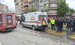 Yaşlı kadına tramvay çarptı