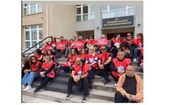 Eğitim İş'ten Okullardaki Şiddete Karşı Sessiz Oturma Eylemi