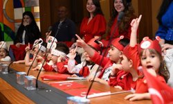 Minikler 23 Nisan’ı coşkuyla kutladı