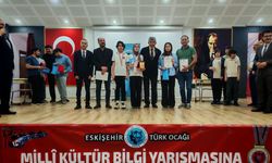 Ortaokullarda Gülay Kanatlı Liselerde Süleyman Çakır Birinci