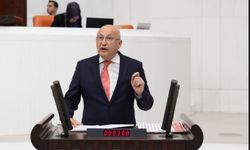 Utku Çakırözer; "AKP iktidarı şimdi de çalışanların lojmanlarına çöküyor
