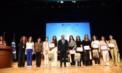 YEMYO Öğrencileri Akademik Başarılarıyla Ödüllendirildi